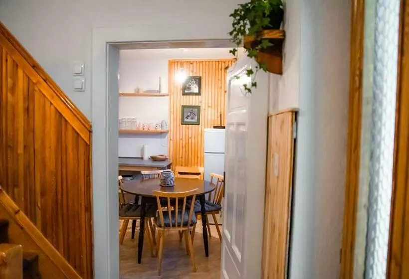 پانسیون Alpine Home   Rooms