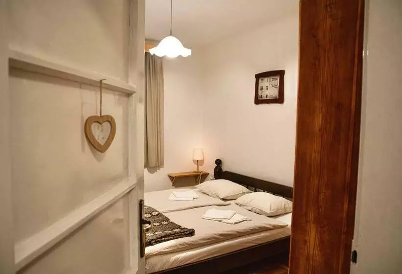 پانسیون Alpine Home   Rooms
