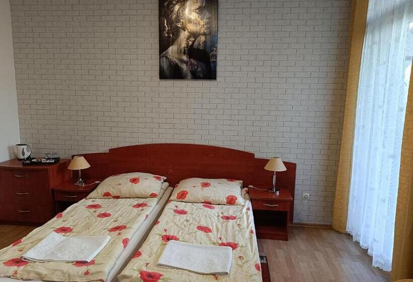 膳宿费 Dom Wczasowy Magnolia