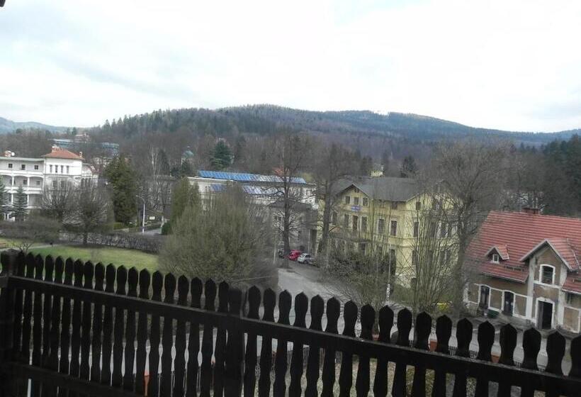 膳宿费 Dom Wczasowy Magnolia