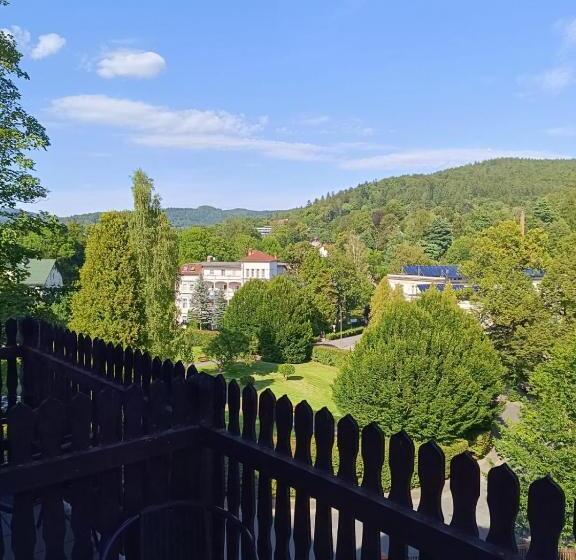 膳宿费 Dom Wczasowy Magnolia