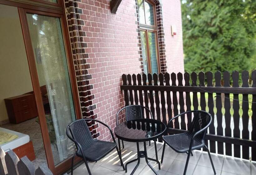 膳宿费 Dom Wczasowy Magnolia