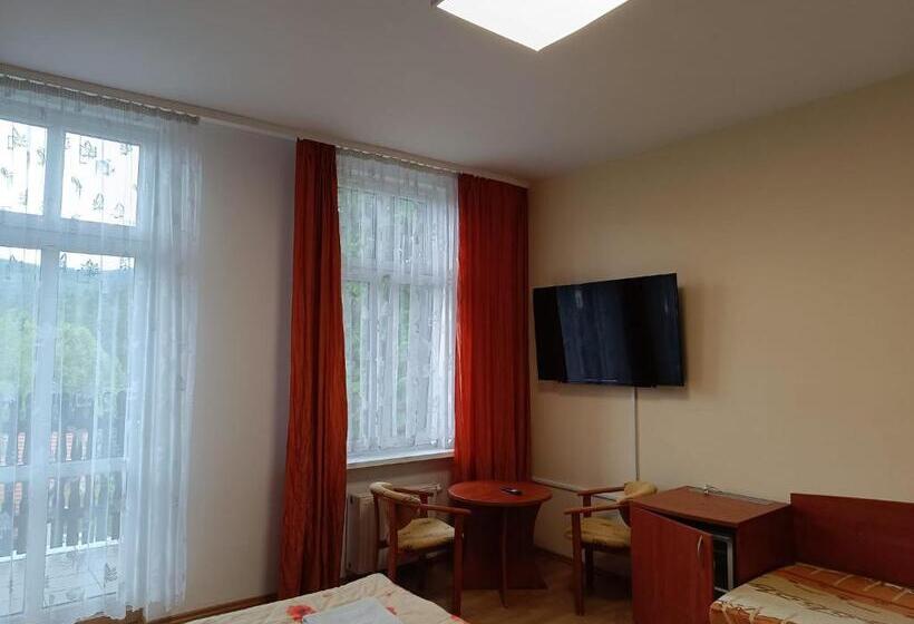 膳宿费 Dom Wczasowy Magnolia