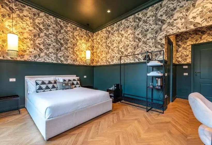 ペンション The Couper Spiga