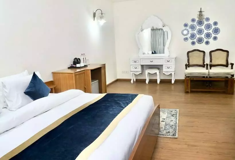 استراحتگاه Tivoli Heritage Palace