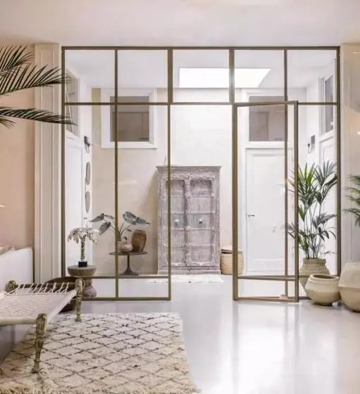 تختخواب و صبحانه Haert Boutique Wellness Suites City Centre