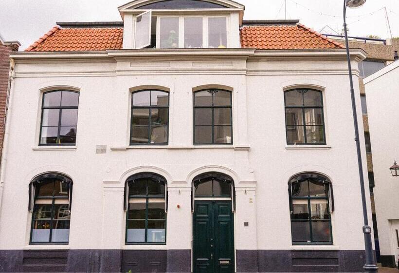 צימר Haert Boutique Wellness Suites City Centre