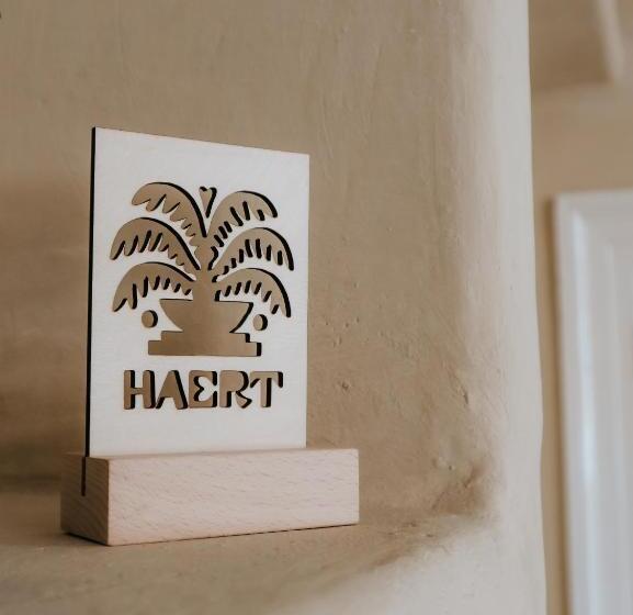 צימר Haert Boutique Wellness Suites City Centre