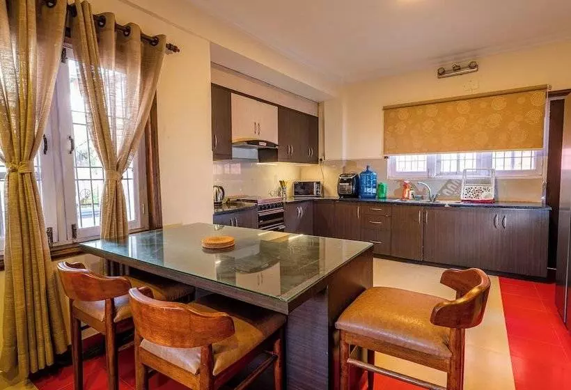 تختخواب و صبحانه Panas Uk Bnb