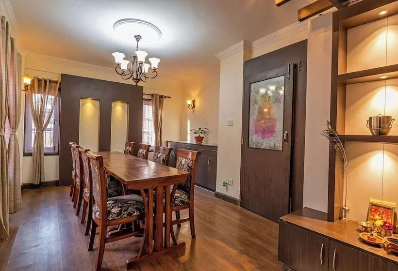 تختخواب و صبحانه Panas Uk Bnb