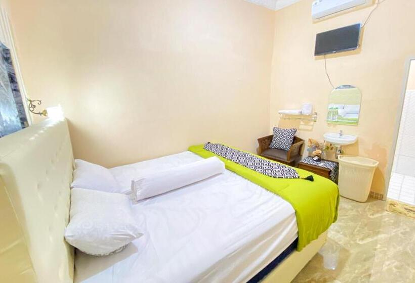 בית מלון כפרי Ardam Homestay Syariah Near Mall Panakkukang