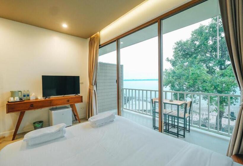 Hotelli Lake House Naka Cave