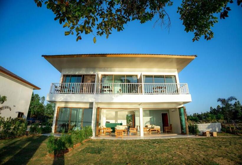 ホテル Lake House Naka Cave