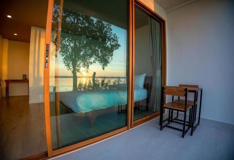 ホテル Lake House Naka Cave