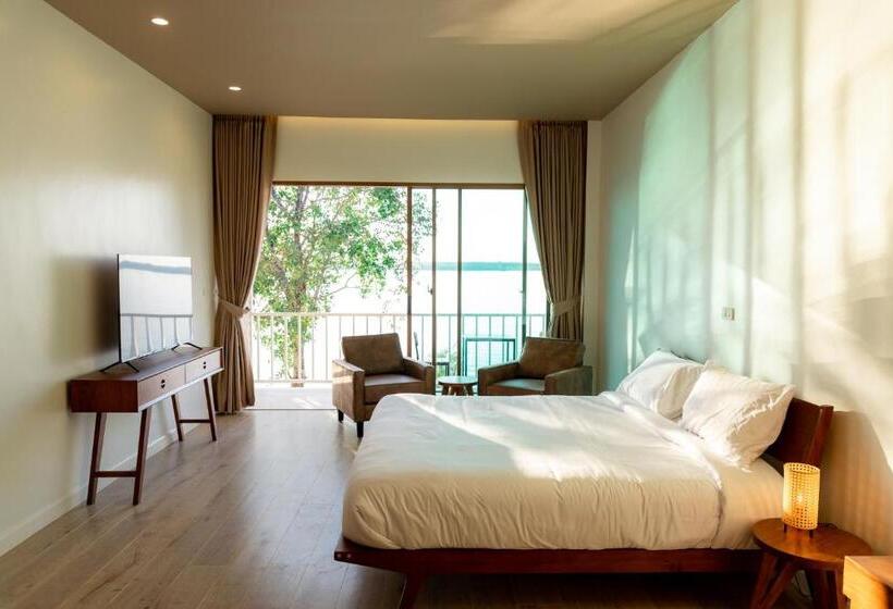 Hotelli Lake House Naka Cave