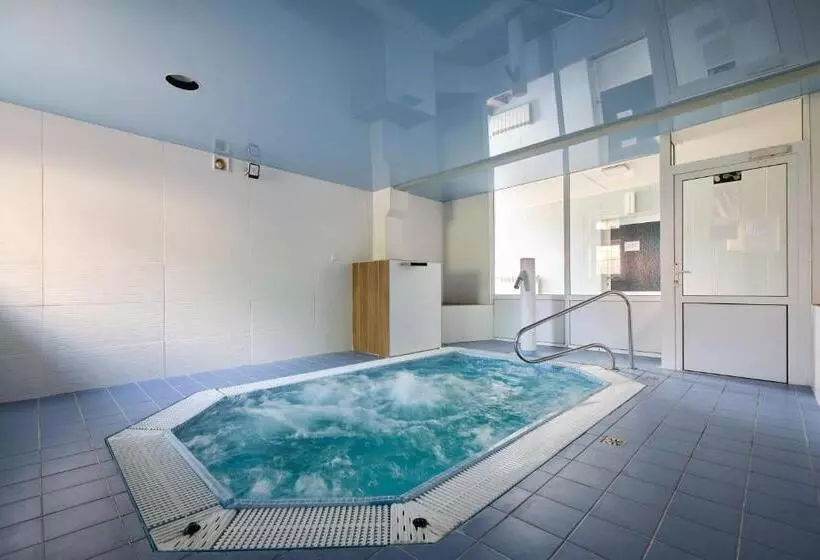 Dobrzyński Resort Hotel Nefryt