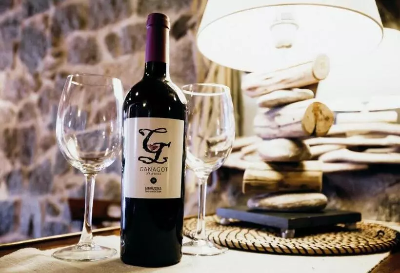 هتل Mas Fullat Cottage, Alforja Tarragona