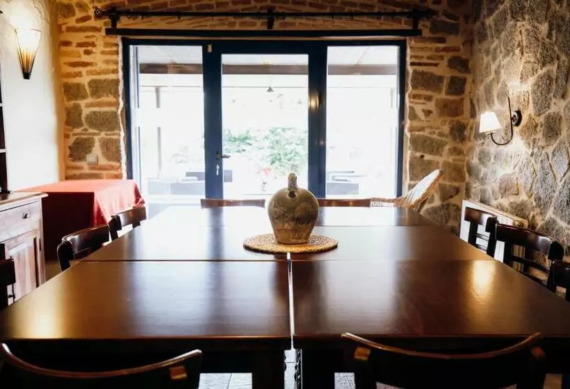 هتل Mas Fullat Cottage, Alforja Tarragona