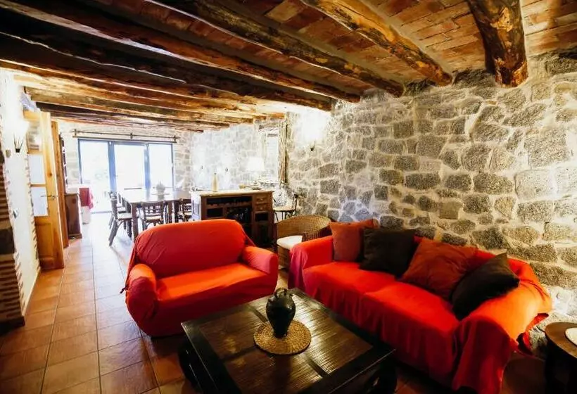 هتل Mas Fullat Cottage, Alforja Tarragona