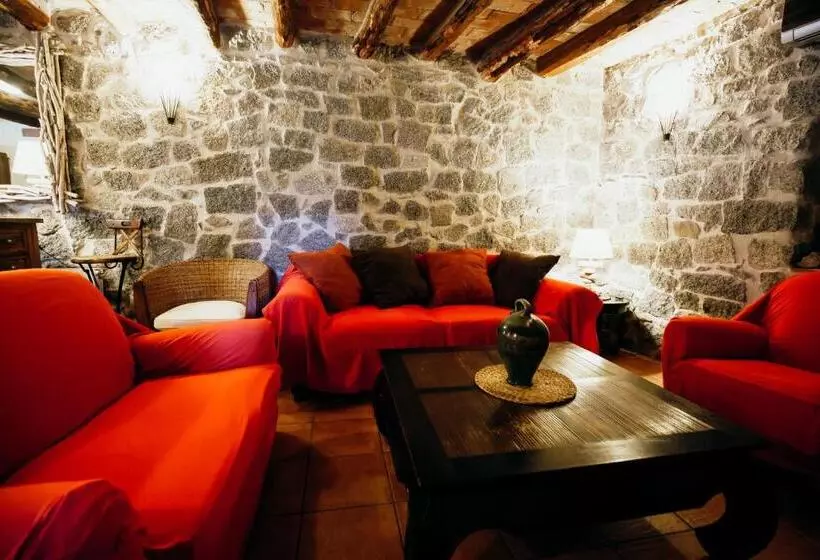 هتل Mas Fullat Cottage, Alforja Tarragona