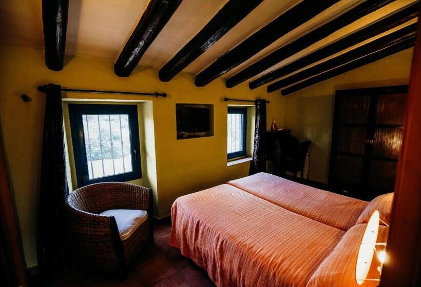 هتل Mas Fullat Cottage, Alforja Tarragona