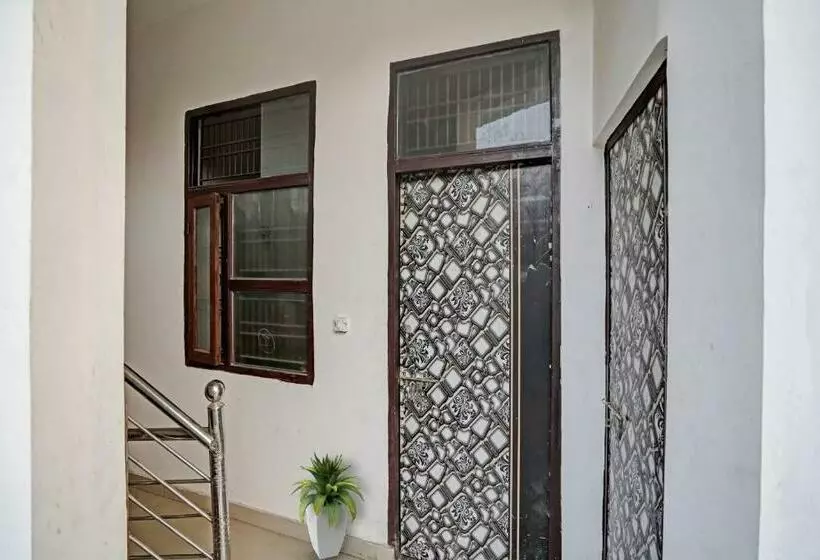 هتل Oyo Flagship 80674  Kridha Expo Stay