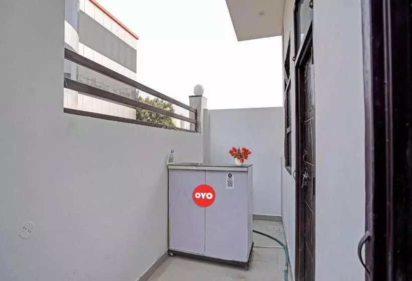 هتل Oyo Flagship 80674  Kridha Expo Stay