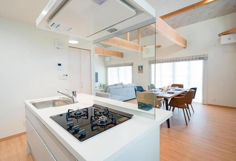 هتل Villa Malibu Palm Springs Miyakojima Resort