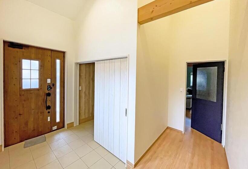 هتل Villa Malibu Palm Springs Miyakojima Resort