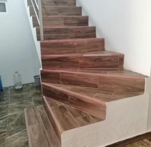 ペンション Casa Shambieda