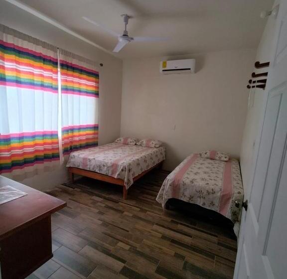 ペンション Casa Shambieda