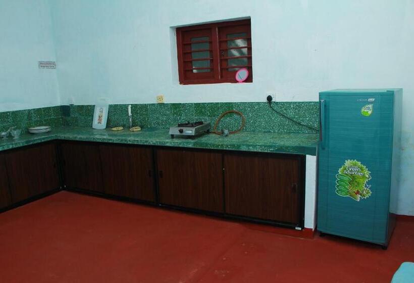 Пансион Sumith Villa