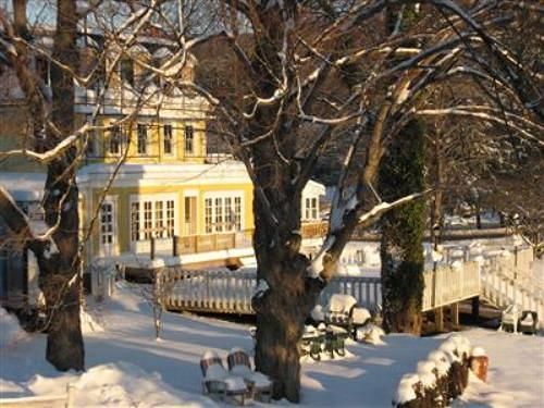 住宿加早餐 Antons On The Lake