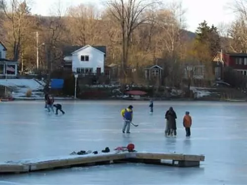 ベッドアンドブレックファースト Antons On The Lake