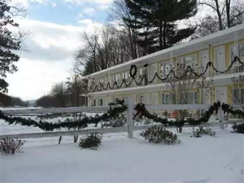 ベッドアンドブレックファースト Antons On The Lake