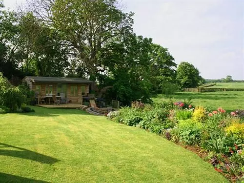 تختخواب و صبحانه Bridge Cottage