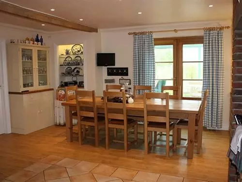 تختخواب و صبحانه Bridge Cottage