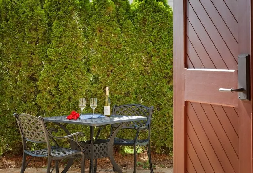 민박 Inn At Hermannhof