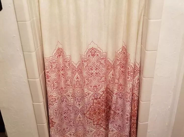 住宿加早餐 Lily Creek Lodge