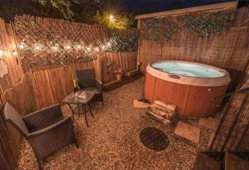 민박 The Old Mill Rooms