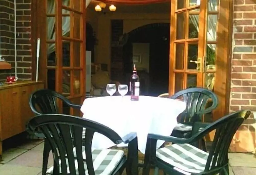 住宿加早餐  Whitecliff View