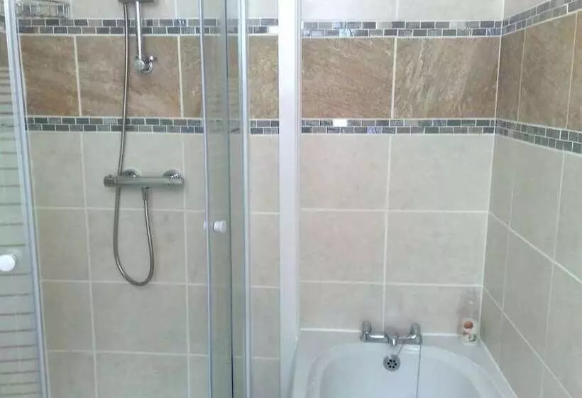 住宿加早餐  Whitecliff View