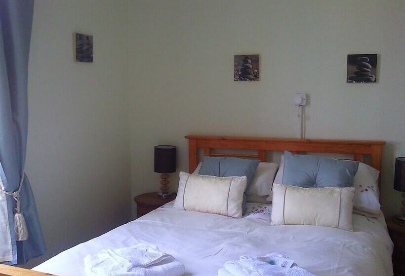 Bed and Breakfast Whitecliff View