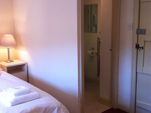 مبيت وإفطار Zarina's