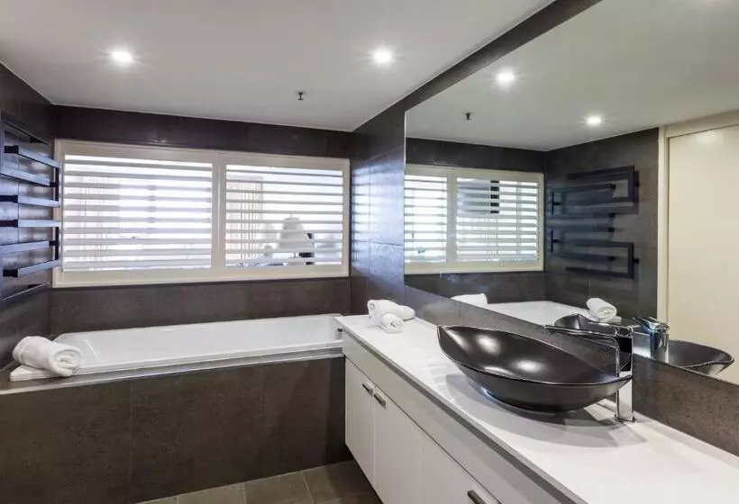 Belle Maison Apartments   Official