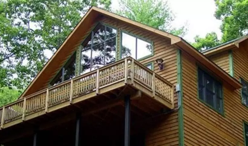 Bent Creek Lodge Bed & Breakfast