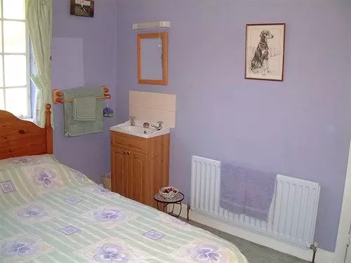 Burnells Gardens B&b