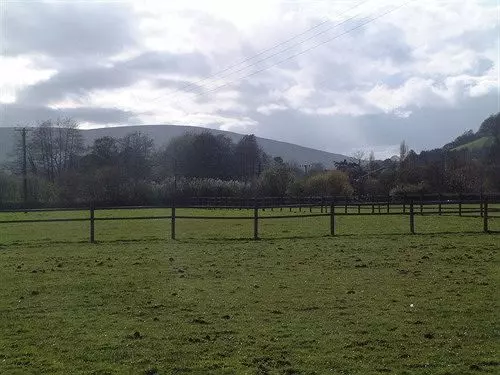 Burnells Gardens B&b