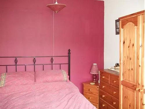 Burnells Gardens B&b