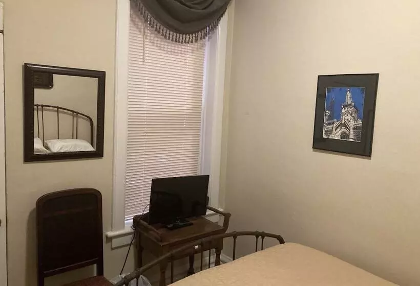 Bed and Breakfast Old Chicago Inn